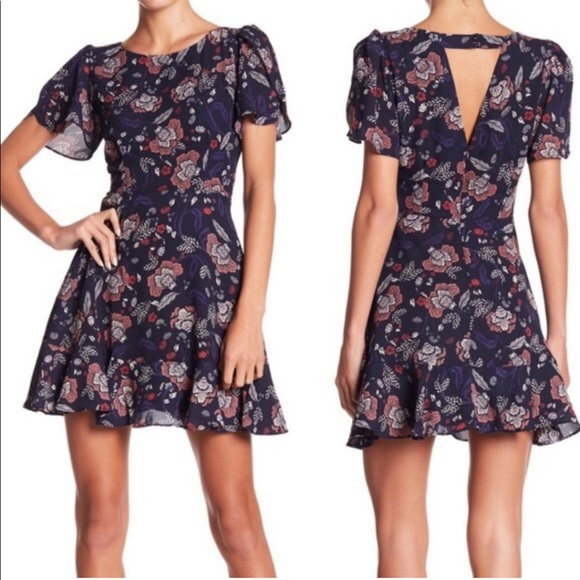 BB DAKOTA | Cassidy Floral Navy Blue Dress - Picture 1 of 7